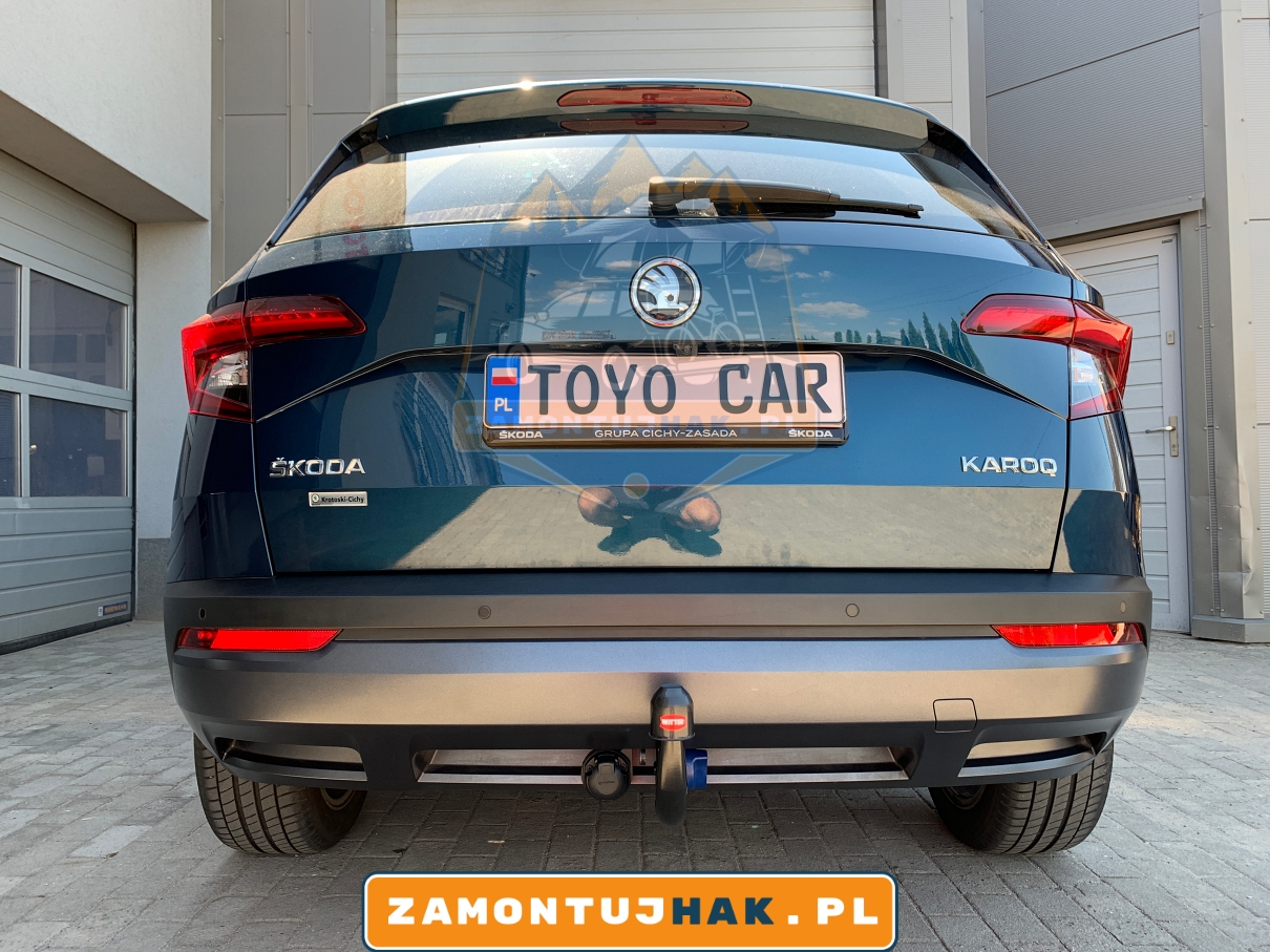 zdjecie - montazu haka holowniczego w skoda karoq